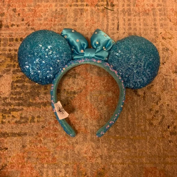 Disney Parks Minnie Ears - Picture 2 of 4